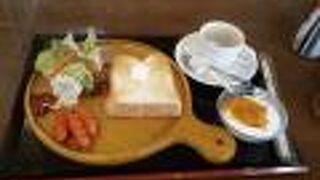 モーニングサービス始まる。