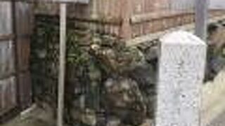 風情豊かな石畳の坂