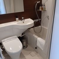 部屋付きの浴室も清潔で、気持ちよく使えました。