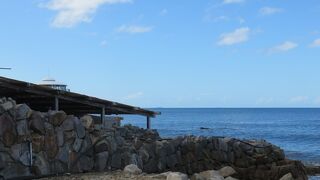 太平洋を間近に眺める公衆浴場