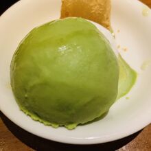 別腹　わらび餅と抹茶のアイス