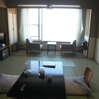 和室10畳の日本海ビュ－