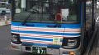 平日の日中の時間帯のバスではありますが・・・