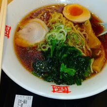 日本一醤油ラーメン