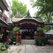 水道橋駅すぐ近くの神社