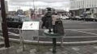 鉄郎とメーテルの銅像