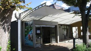 ゴージャスなスポーツ施設です。