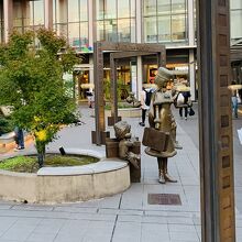 メーテル とグランエミオ