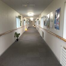 お風呂へ続く廊下