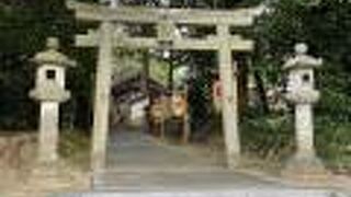 平城京東院庭園の横に