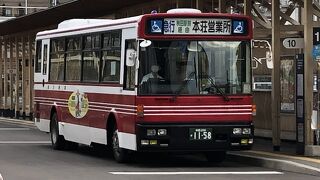 県南地域を中心に走る、秋田県最大のバス事業者