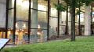 芸術に触れ合える場所