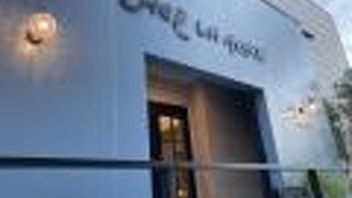 京都から移転してきたオシャレなケーキ屋さん。