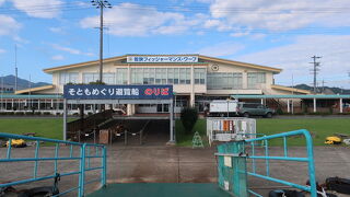 遊覧船、お食事とお土産のお店 ♪