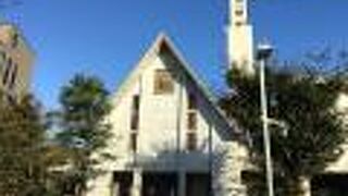 若宮大路沿いの教会