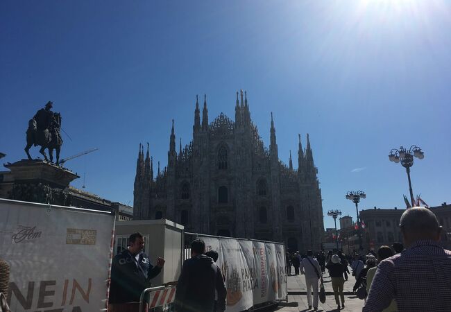 イタリア　ドゥオーモ 名所編】ミラノのドゥオーモ、500年以上かけて造られたミラノの