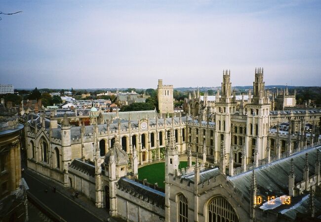 大学 オックスフォード オックスフォード大学とは？偏差値レベルや留学・学費についても解説！