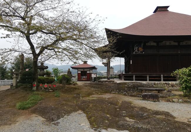 飛淵山 龍石寺 (札所十九番) 秩父霊場