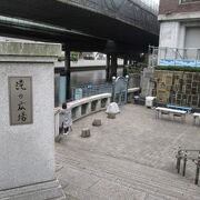 日本橋川クルーズ船の発着場所です。