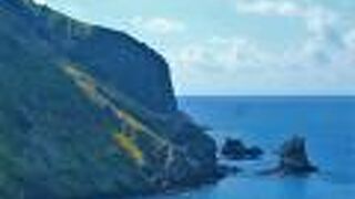 `桃台猫台展望台`の<猫岩>