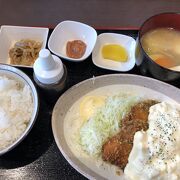 鮭のフライや海鮮丼をおいしくいただきました