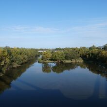 永山新川の増水時の水量調節の為の川幅がやたら広い！