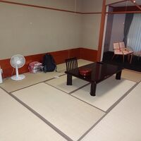 広くてゆとりのある和室。