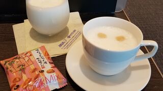 土曜日の午前中、そこそこ混んでました。