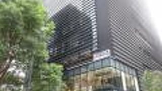 しゃれた店舗が多いです。