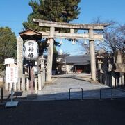 淀城跡に鎮座する神社