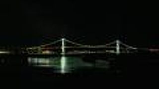 昼も良いけどライトアップされた白鳥大橋が素晴らしい！