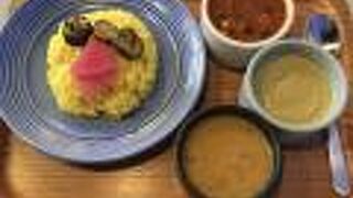 猿楽橋近くのカレー屋さん