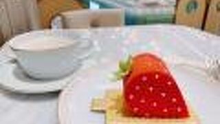 東急本店裏手にある女子の世界