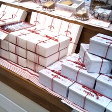 ノワ・ドゥ・ブール 日本橋三越店