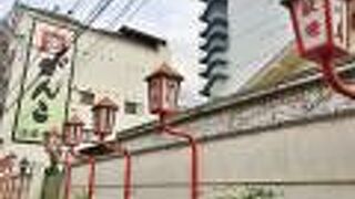 趣ある細い小路