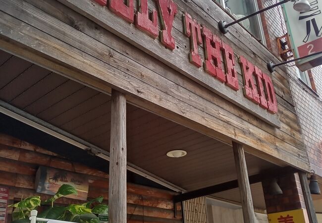 ボリューム満点のステーキ