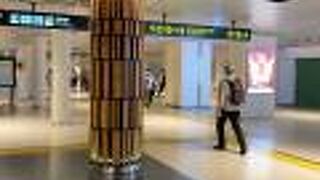 札幌駅前通地下歩行空間 チ カ ホ