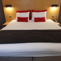 寝心地よくゆったり大きなベッドでした