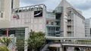 小倉駅からデッキ直結