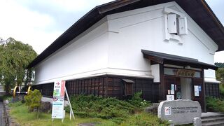 角館駅前。情報収集の基地