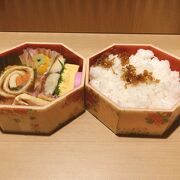 てまり二段弁当