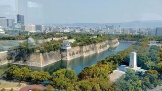 地元の人たちが城内/公園内を自転車で移動している位、日常に溶け込んでいました