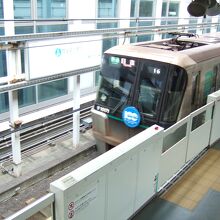 車両もかなり小さいです