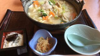 浅間酒造観光センター内の郷土料理店「さくら亭」で昼食