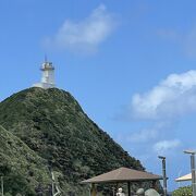 笠利崎は奄美大島の北端の岬です。灯台や亀の像があります。