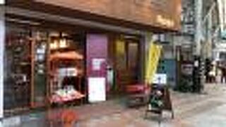 きれいなカフェ！