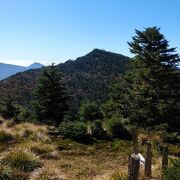 大峰山脈の最高峰