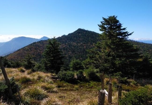 大峰山脈の最高峰