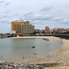 黒のがコンテナバック