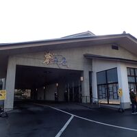 青森屋の正面玄関